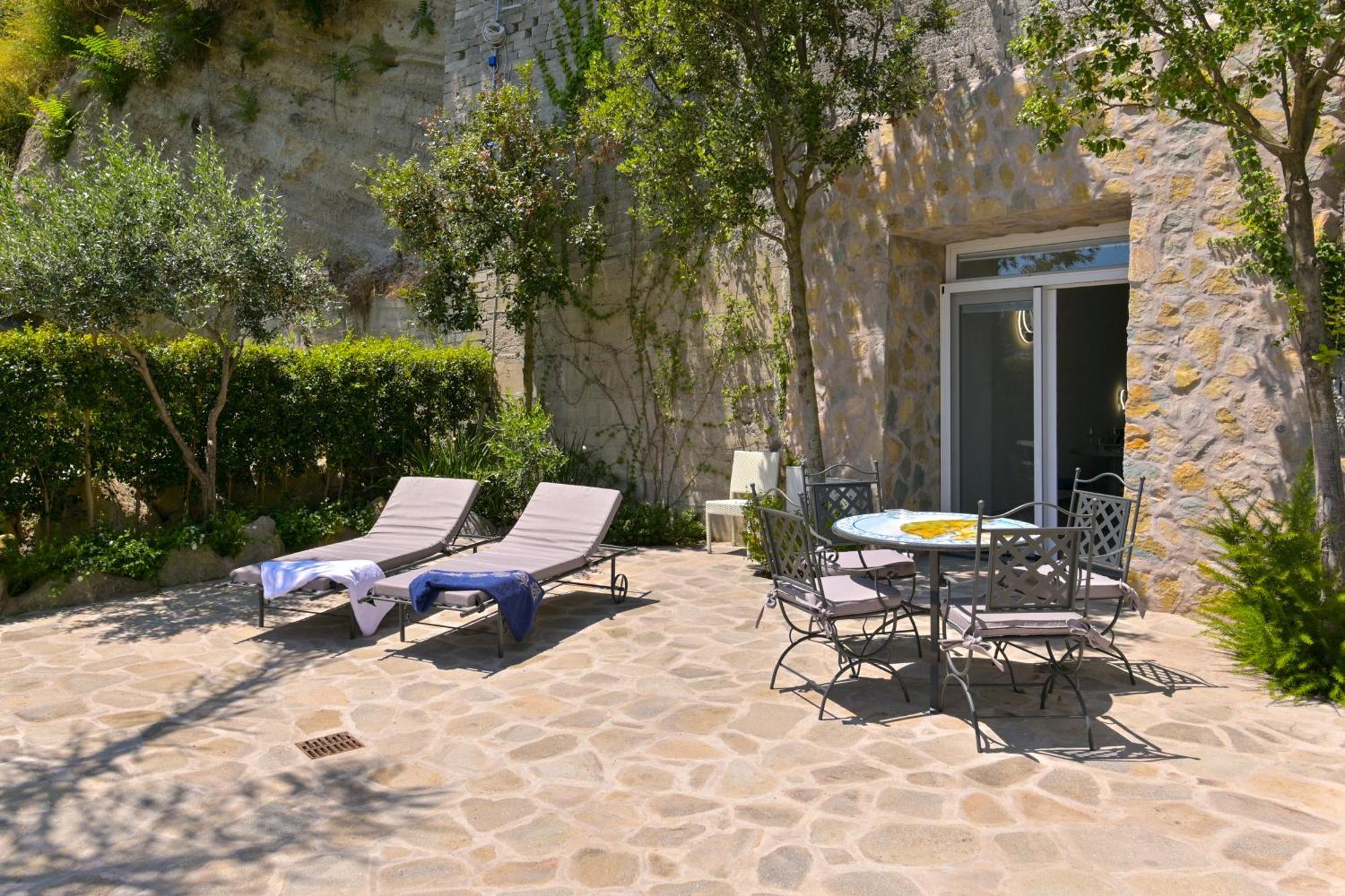 Tenuta Monte Di Panza Bed and Breakfast Ίσκια Εξωτερικό φωτογραφία